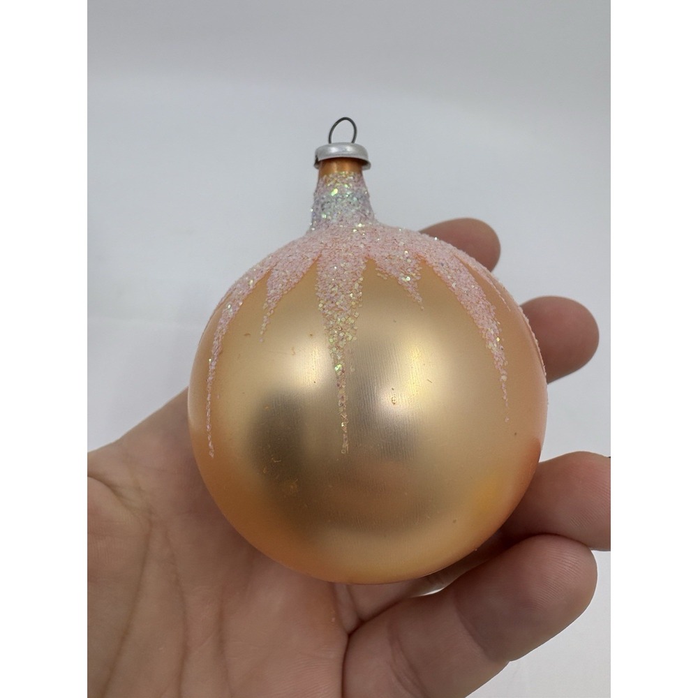 Vintage Christmas Tree Ornament Mercury Blown Glass Peach Bauble Snow - Picture 5 of 7